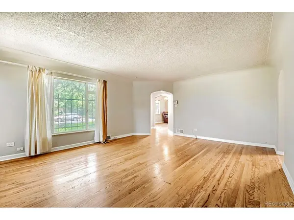 2875 Holly, Denver, CO 80207