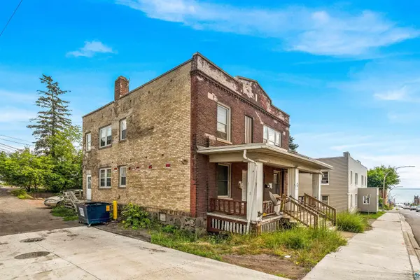 614 N 6th Ave E, Duluth, MN 55805