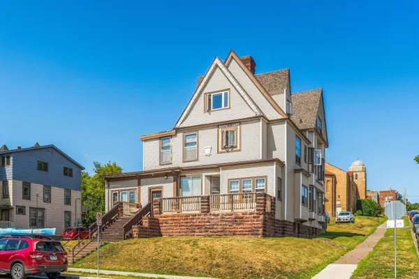 119 N 7th Ave W, Duluth, MN 55806
