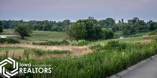 2313 Lake Trail, Fairfield, IA 52556