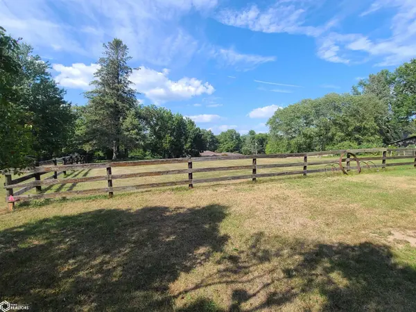 1610 N Park, Oskaloosa, IA 52577