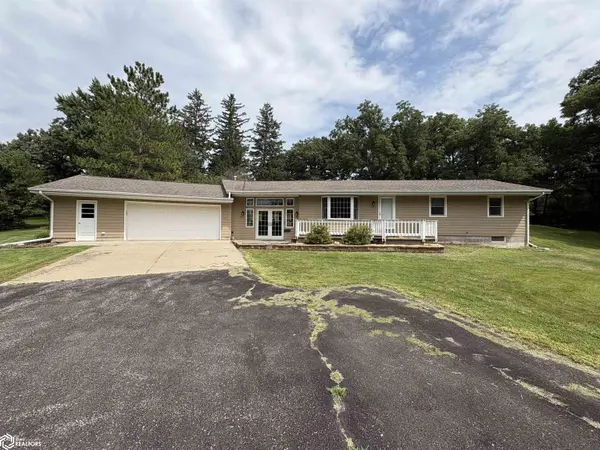945 S 4th ST, Forest City, IA 50436