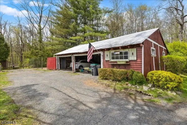 685 Woodglen Rd, Lebanon Twp., NJ 08826