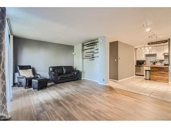 2500 S York #302, Denver, CO 80210