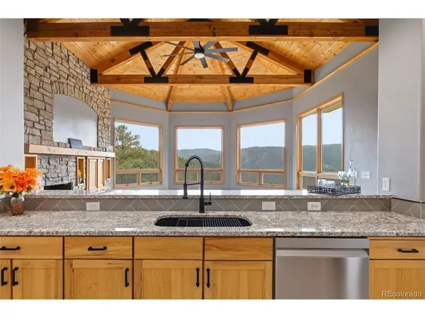 15441 W Sampson, Littleton, CO 80127