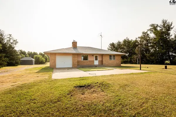 165 N 290th Rd, Tescott, KS 67423