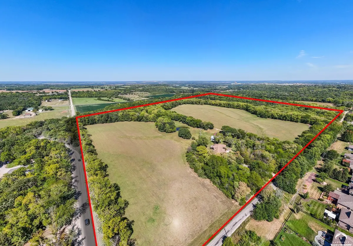 1008 N 1700 RD, Lawrence, KS 66049