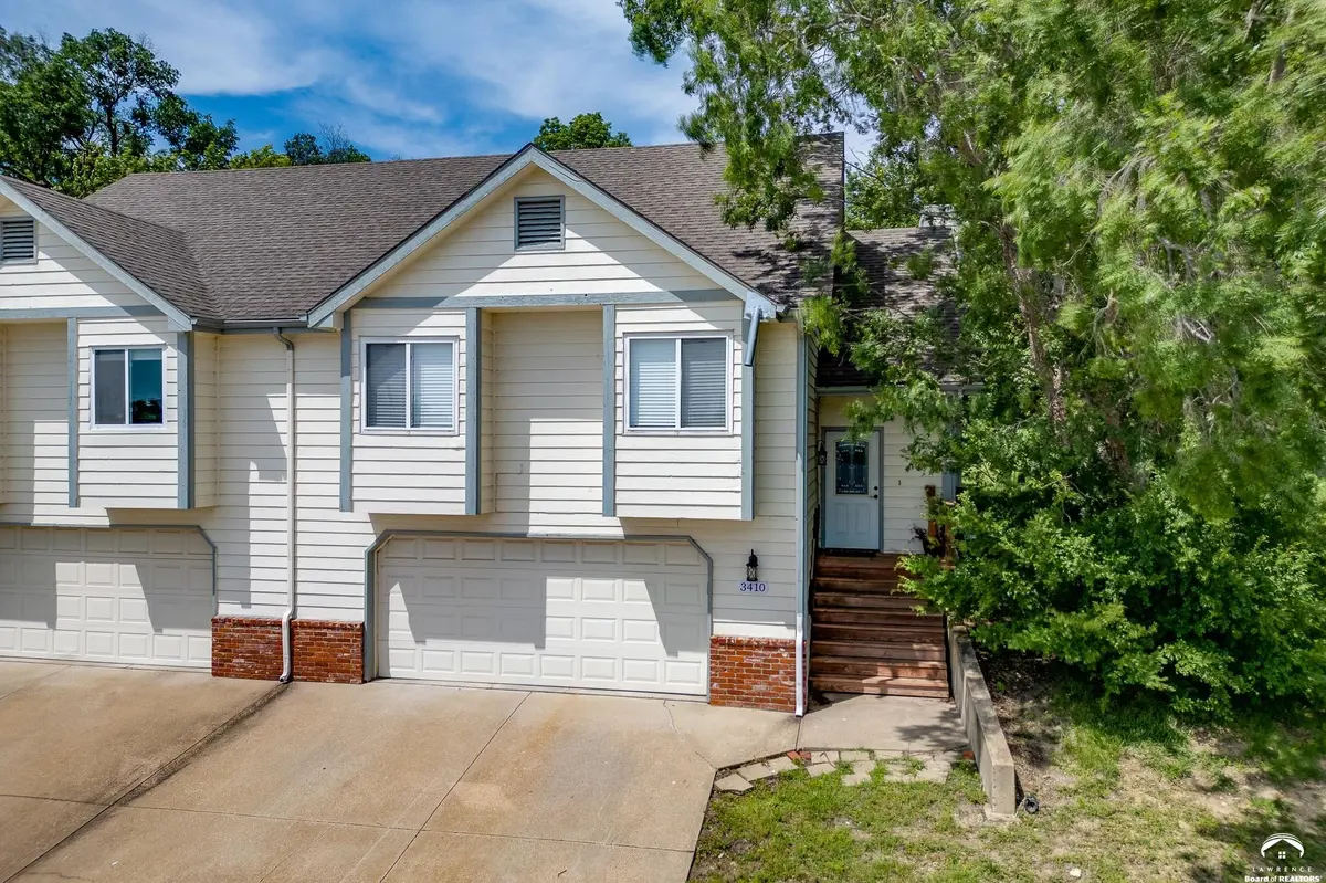 3410 Augusta DR, Lawrence, KS 66047