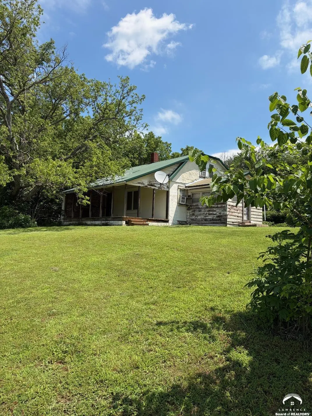 1568 Wellman RD, Lawrence, KS 66044