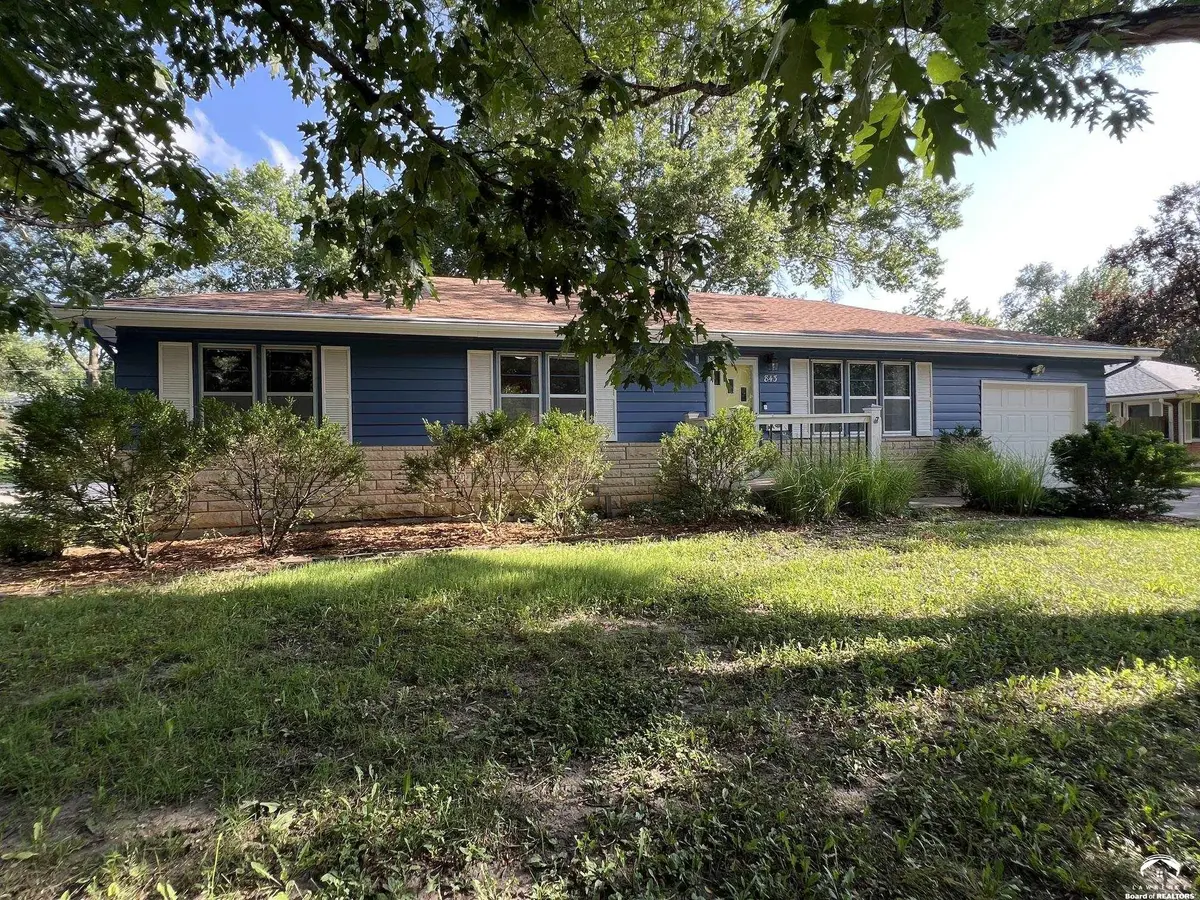 843 W 22nd ST, Lawrence, KS 66046