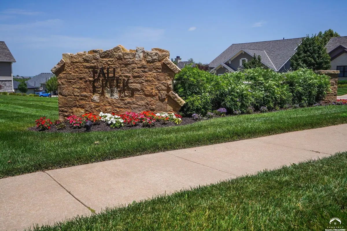 213 Stockade ST, Lawrence, KS 66049