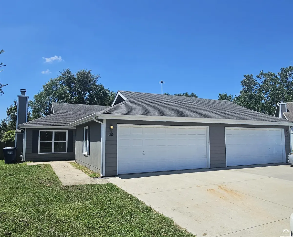 2119-2121 Pikes Peek PL, Lawrence, KS 66044