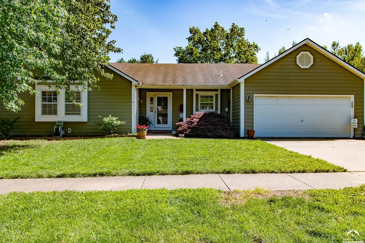 3817 Stetson DR, Lawrence, KS 66049