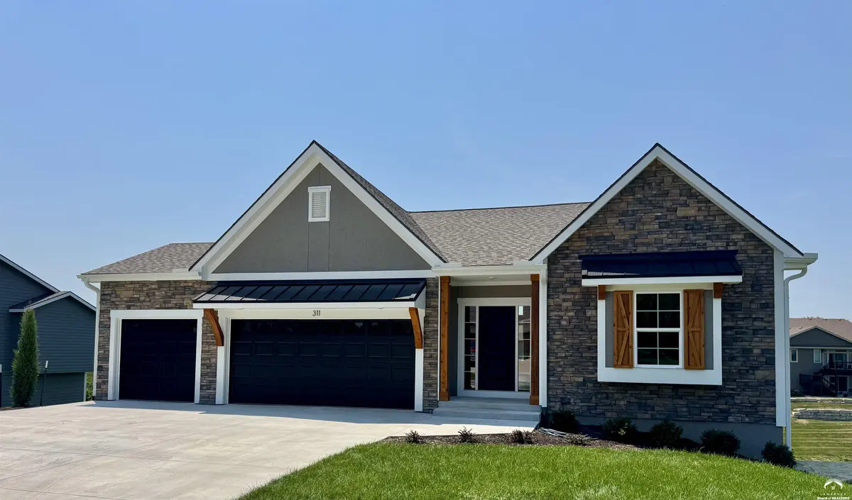 311 N Dole DR, Lawrence, KS 66049