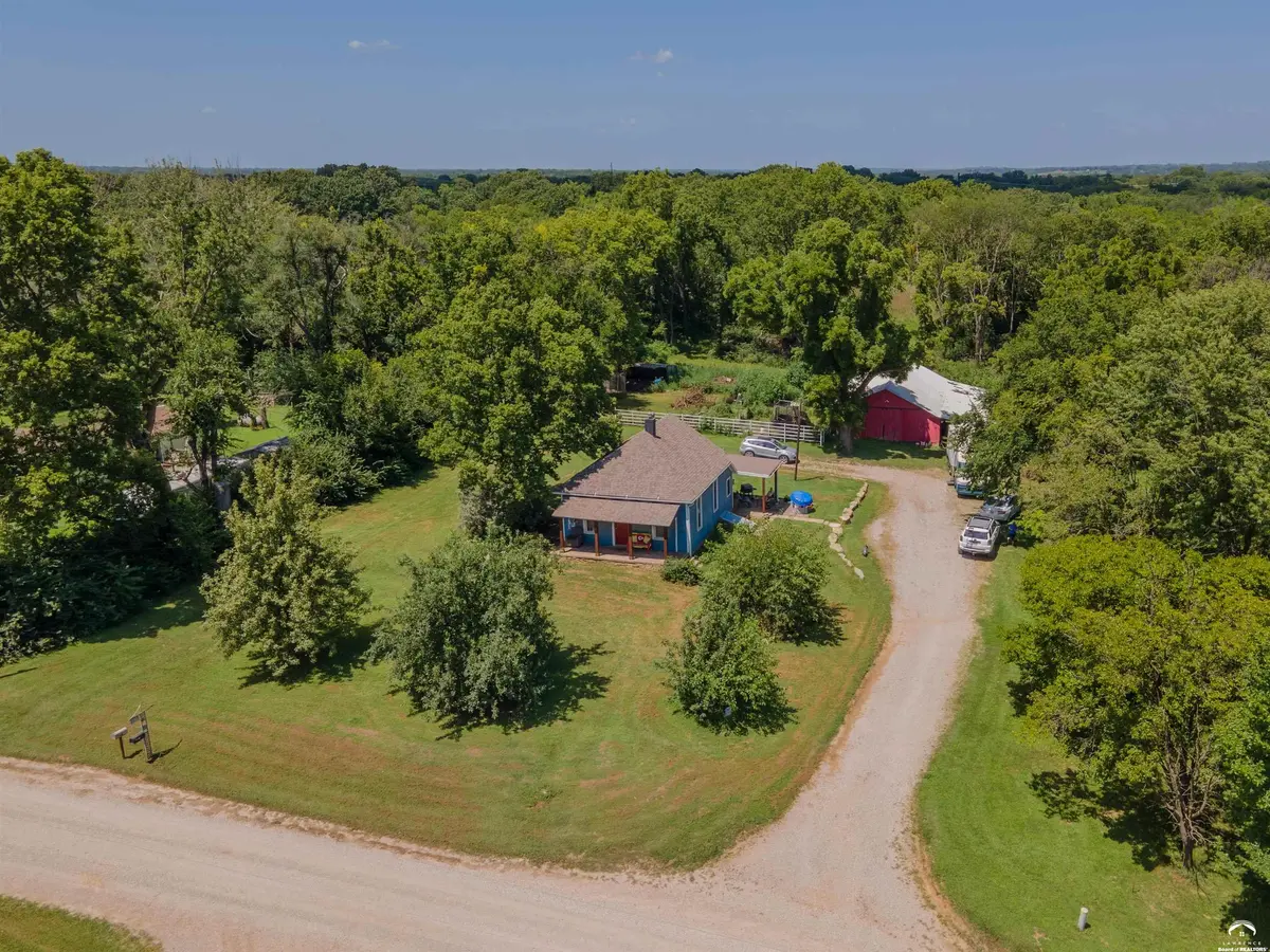 3260 NE 31st ST, Grantville, KS 66429