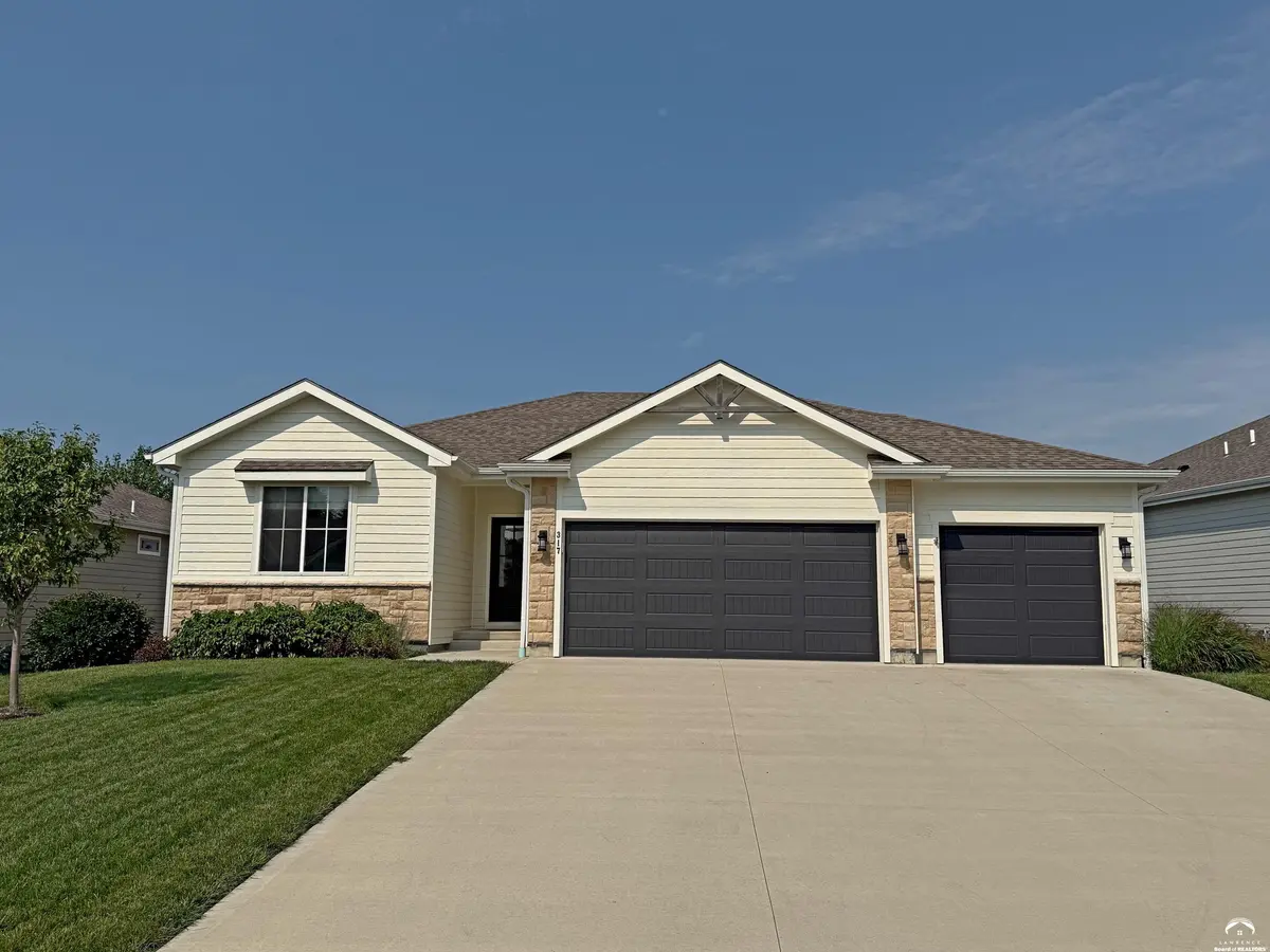 317 N White DR, Lawrence, KS 66049