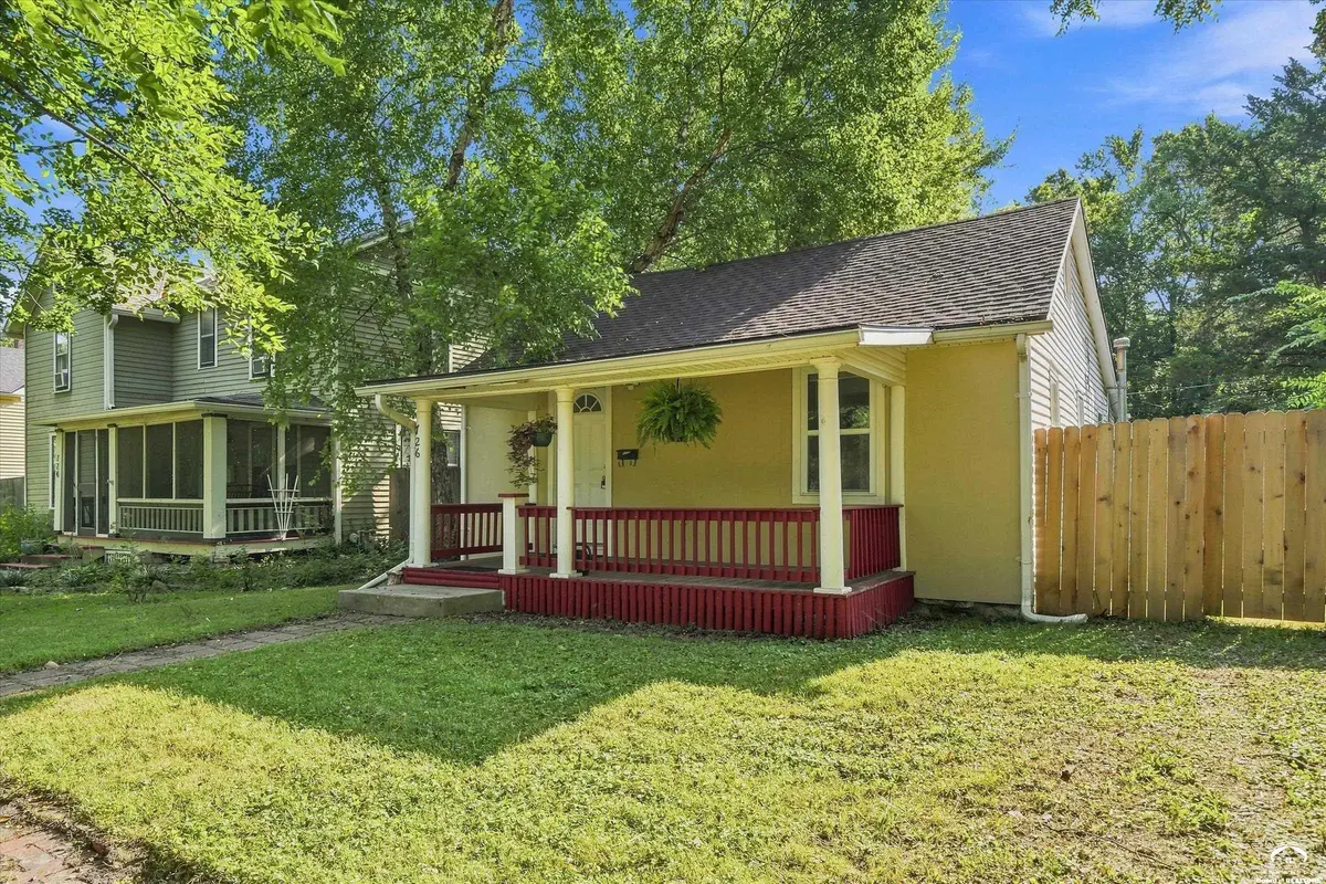 726 Alabama ST, Lawrence, KS 66044