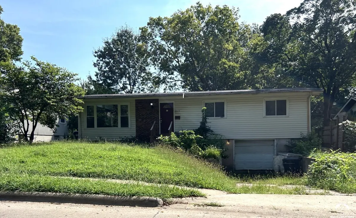 2614 Alabama ST, Lawrence, KS 66046