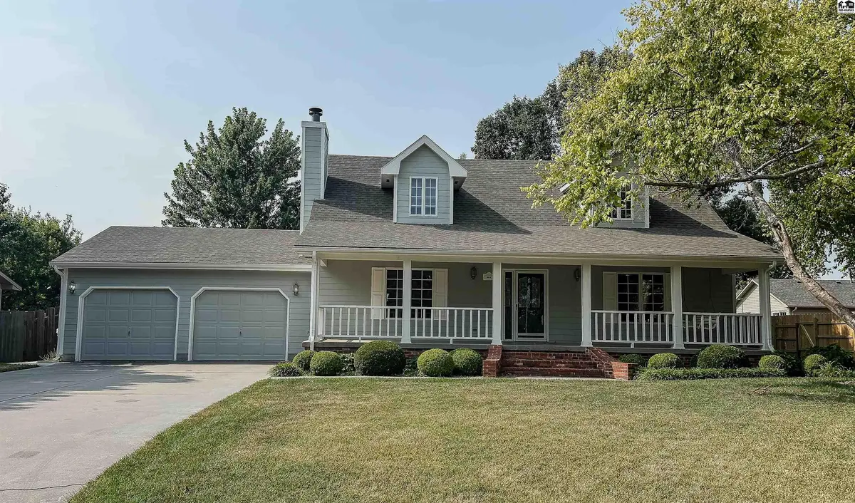 304 Crestview Ave, Mcpherson, KS 67460