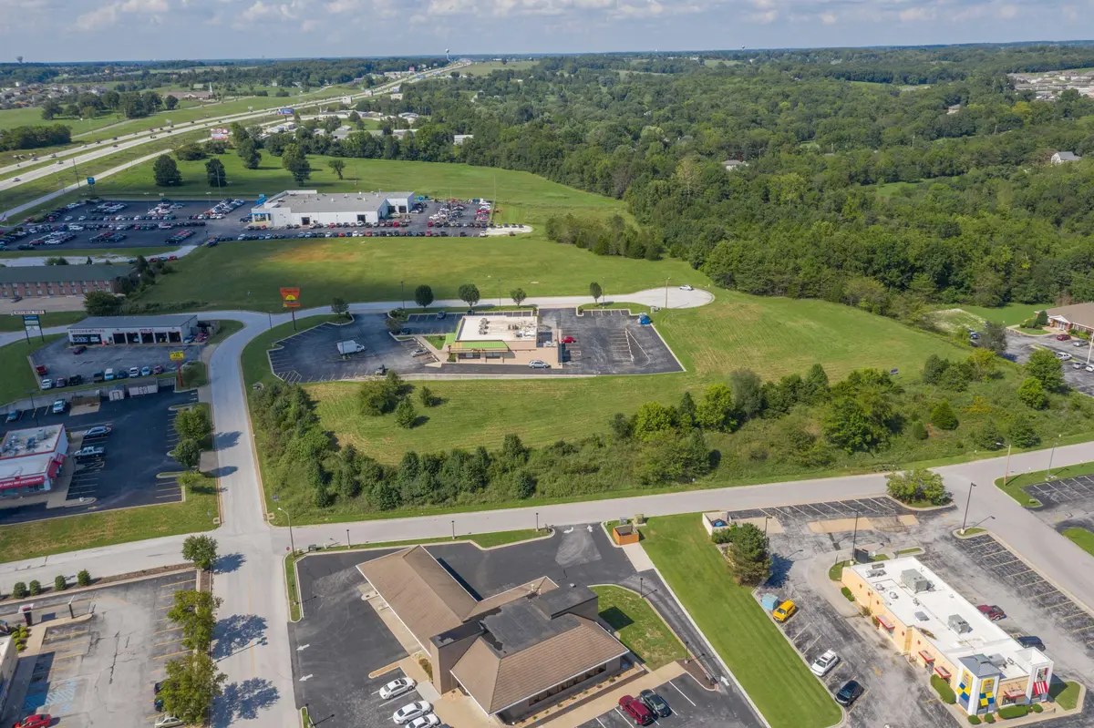1685 W Diane, Ozark, MO 65721