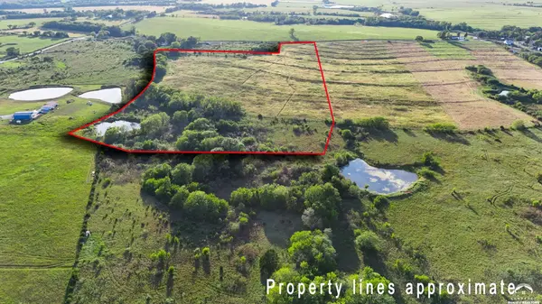 7500 SW Davis RD, Auburn, KS 66402