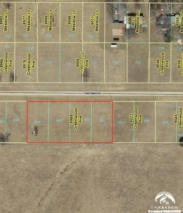 8989 Greenwood AVE, Ozawkie, KS 66070