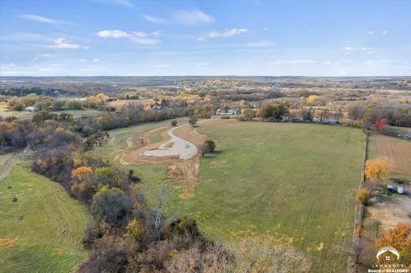 0000 E 1700 RD, Lawrence, KS 66046