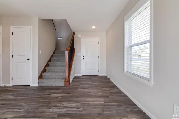 2531 Arlene PL, Lawrence, KS 66046