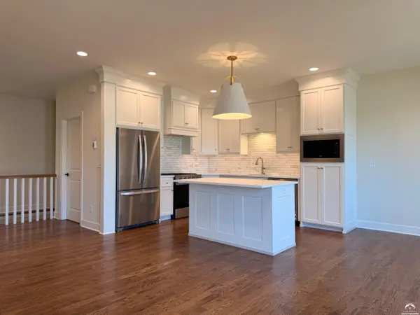 5616 Maggie WAY, Lawrence, KS 66049