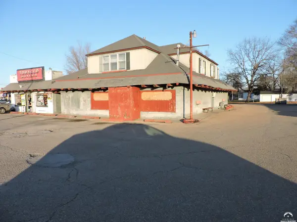 1834 NW Topeka BLVD, Topeka, KS 66608