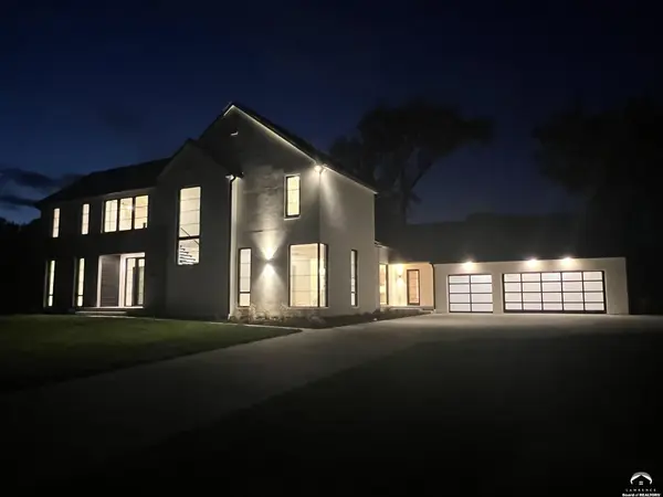 1840 Quail Creek DR, Lawrence, KS 66047