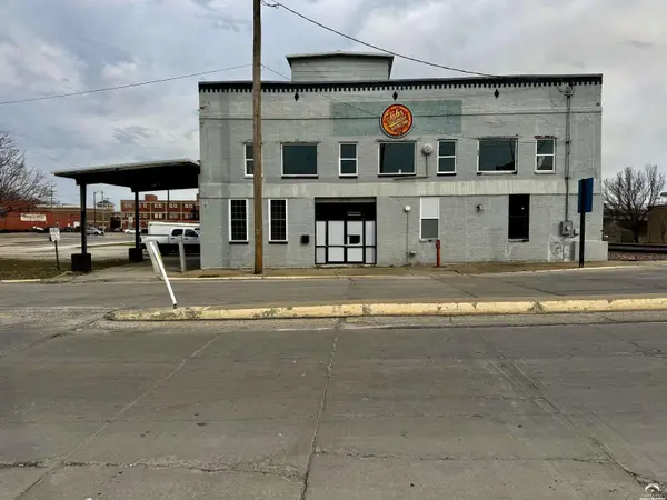 208 S 4th ST, Atchison, KS 66002