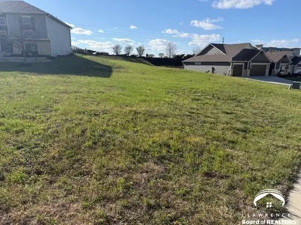 5802 Three Forks CT, Lawrence, KS 66049
