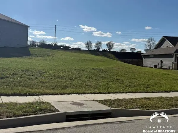 5802 Three Forks CT, Lawrence, KS 66049