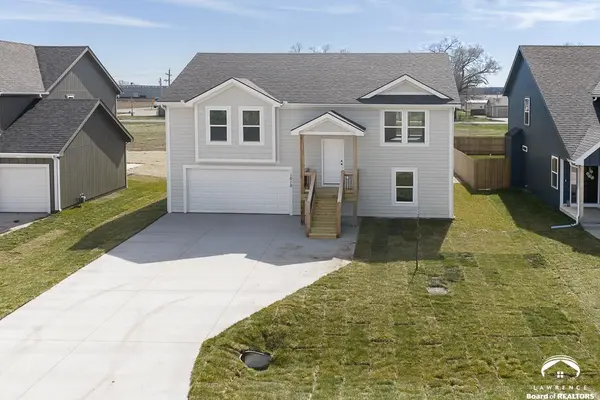 905 2nd ST, Perry, KS 66073