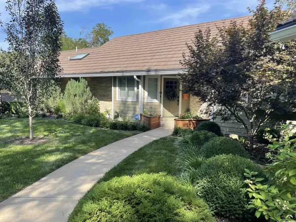 2100 Inverness DR, Lawrence, KS 66047