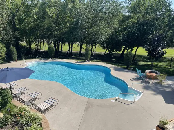 2100 Inverness DR, Lawrence, KS 66047