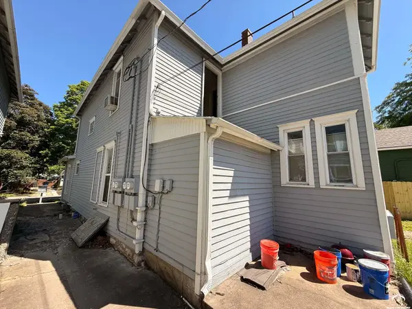 1105 Connecticut ST, Lawrence, KS 66044