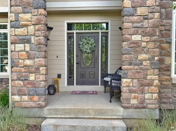 219 Earhart CIR, Lawrence, KS 55049