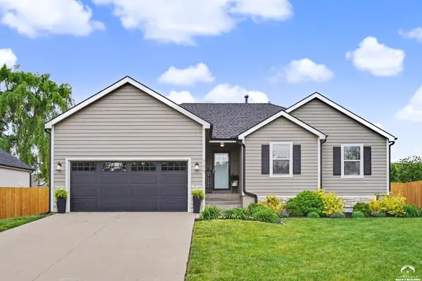 709 Flame WAY, Baldwin City, KS 66006