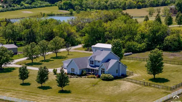 540 N 711 RD, Lawrence, KS 66047
