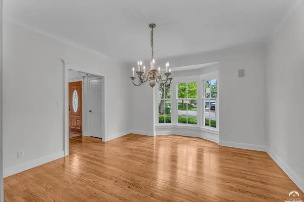 4516 Cedar Ridge CT, Lawrence, KS 66049