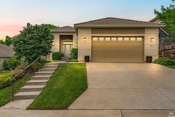 5617 Villa DR, Lawrence, KS 66047