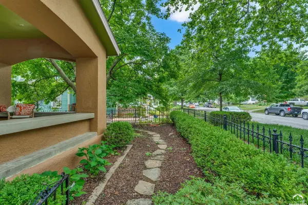 512 Ohio ST, Lawrence, KS 66044