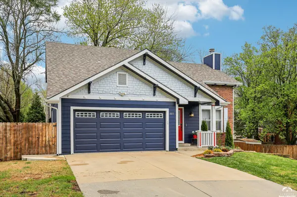 3810 W 14th CT, Lawrence, KS 66049