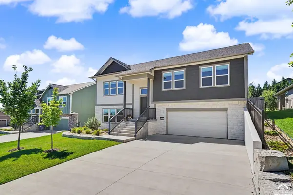 3907 Sweetclover ST, Lawrence, KS 66049