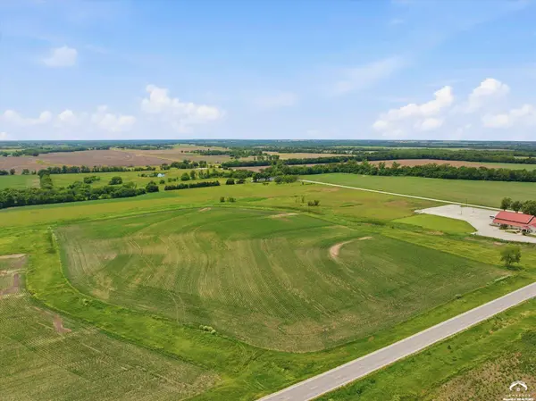 0000 N 300 RD, Baldwin City, KS 66006