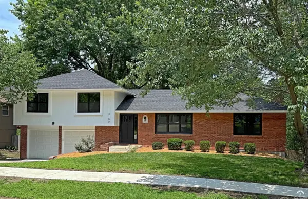 3100 Longhorn DR, Lawrence, KS 66049