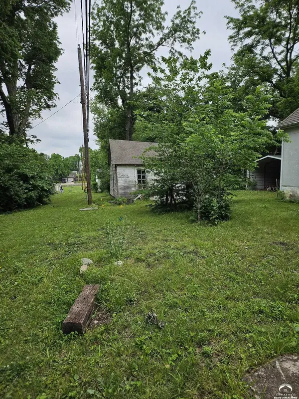 1235 Elm ST, Eudora, KS 66025