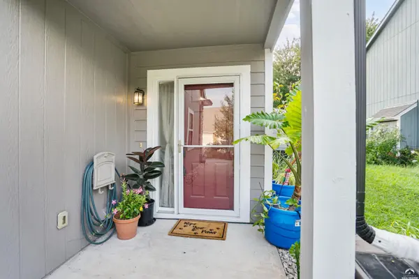 2341 Surrey DR, Lawrence, KS 66046